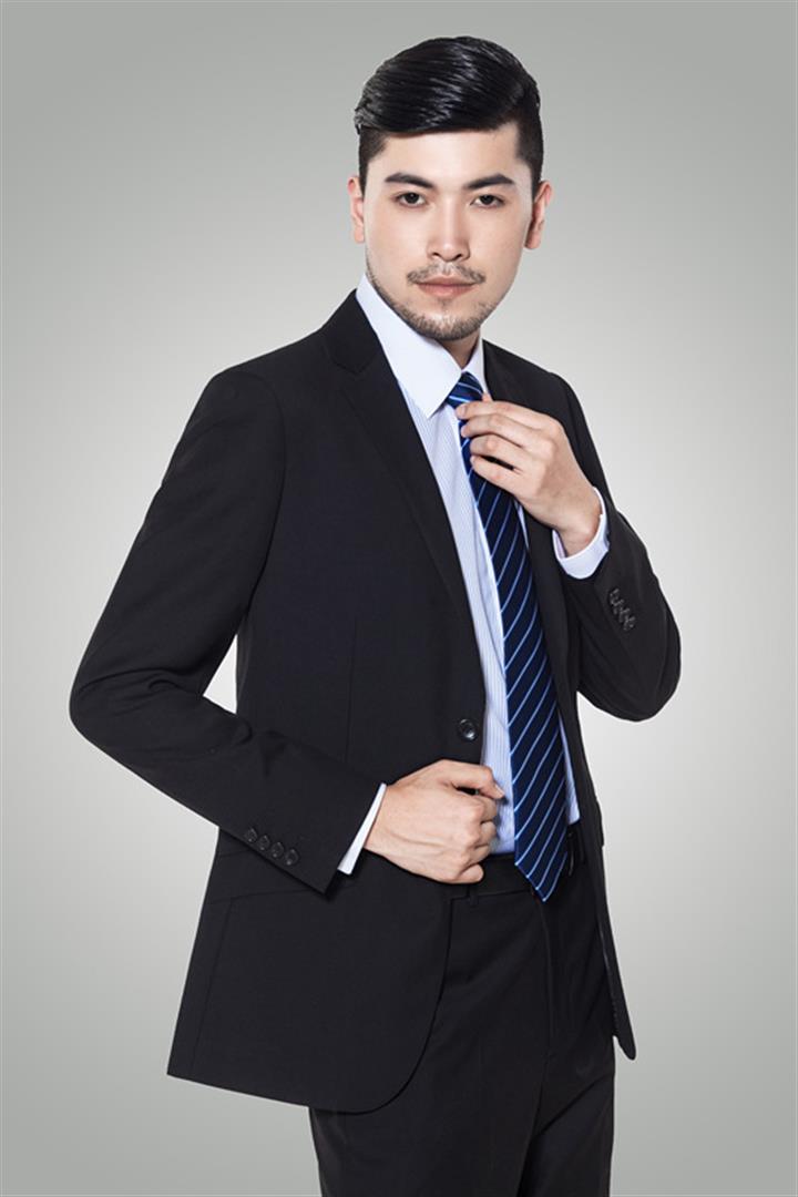 周三英 灯光与摄影艺术负责人